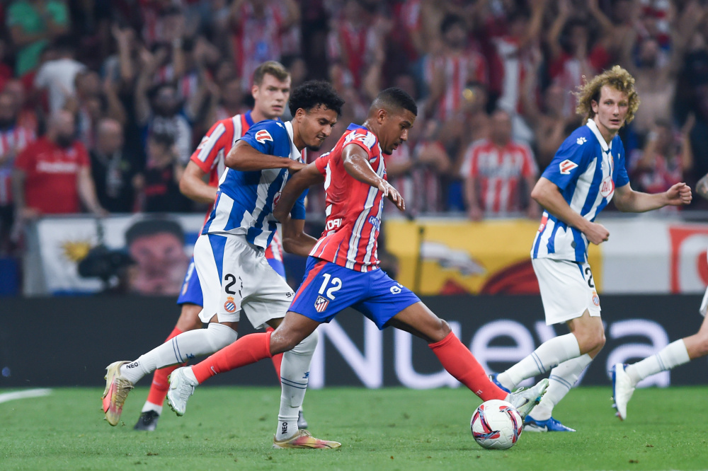 戈贝尔50次20+10且命中率超80%，仅比霍华德少2次（戈贝尔已50场20+10且命中率80%+，仅落后霍华德2场）