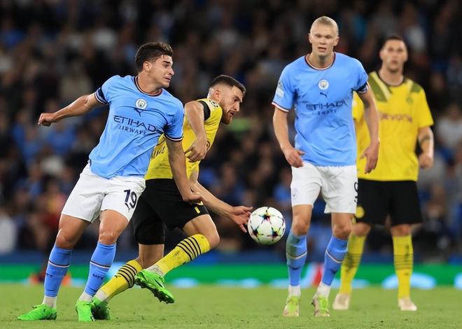 前妻：和布冯离婚后，花了很长时间才接受别人的追求（布冯前妻：离婚后过了很久才愿意接受新的追求）