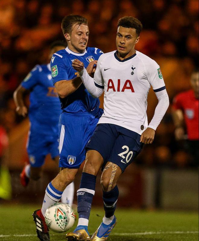 图片报：伊万诺维奇已提出和小猪离婚，结束9年婚姻（图片报：伊万诺维奇已向小猪提出离婚，九年婚姻告终）